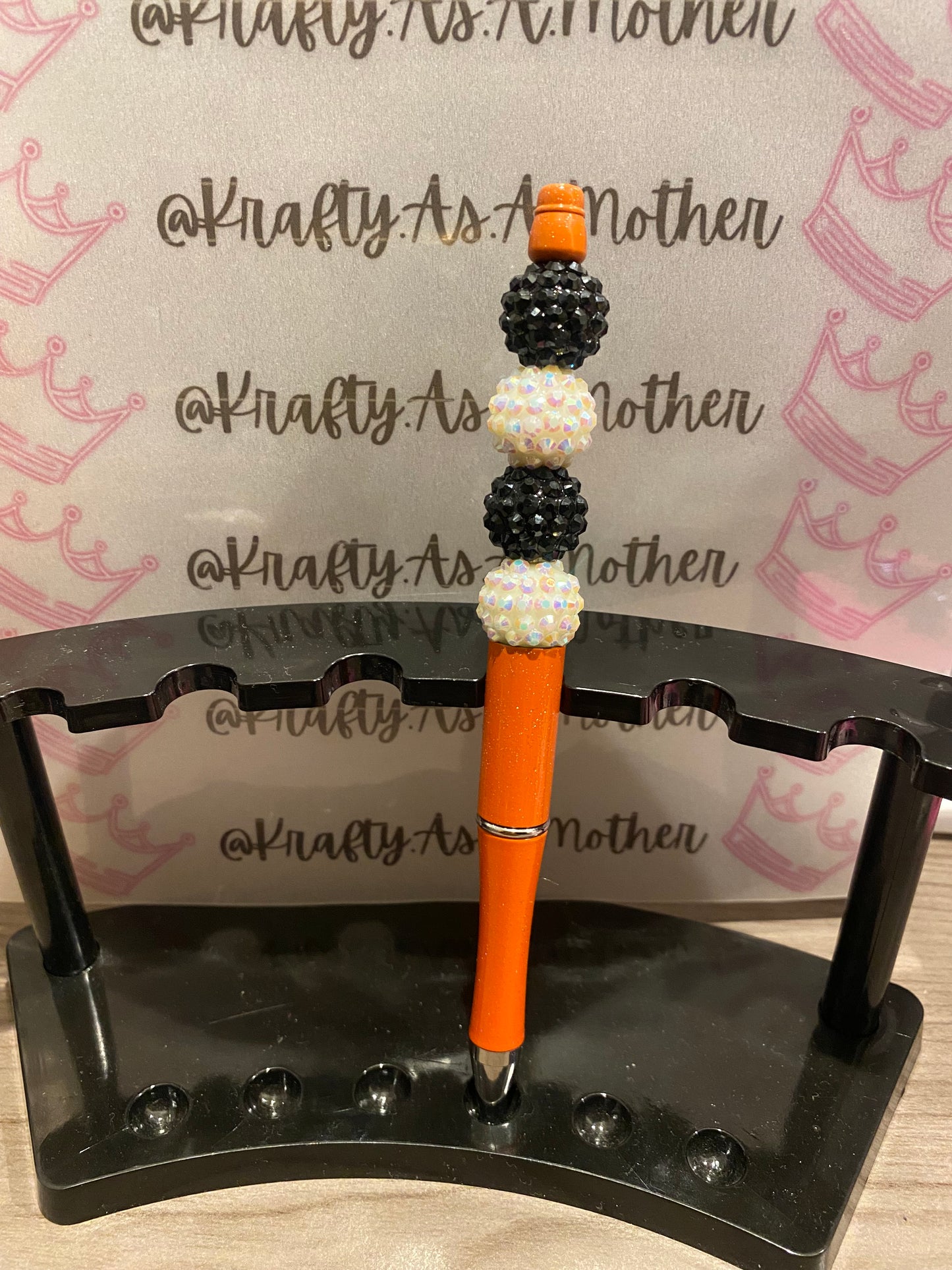Bubblegum Beaded Pen | Krafty As A Mother